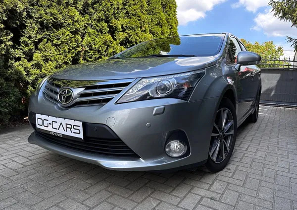 toyota avensis warmińsko-mazurskie Toyota Avensis cena 43900 przebieg: 168000, rok produkcji 2013 z Limanowa